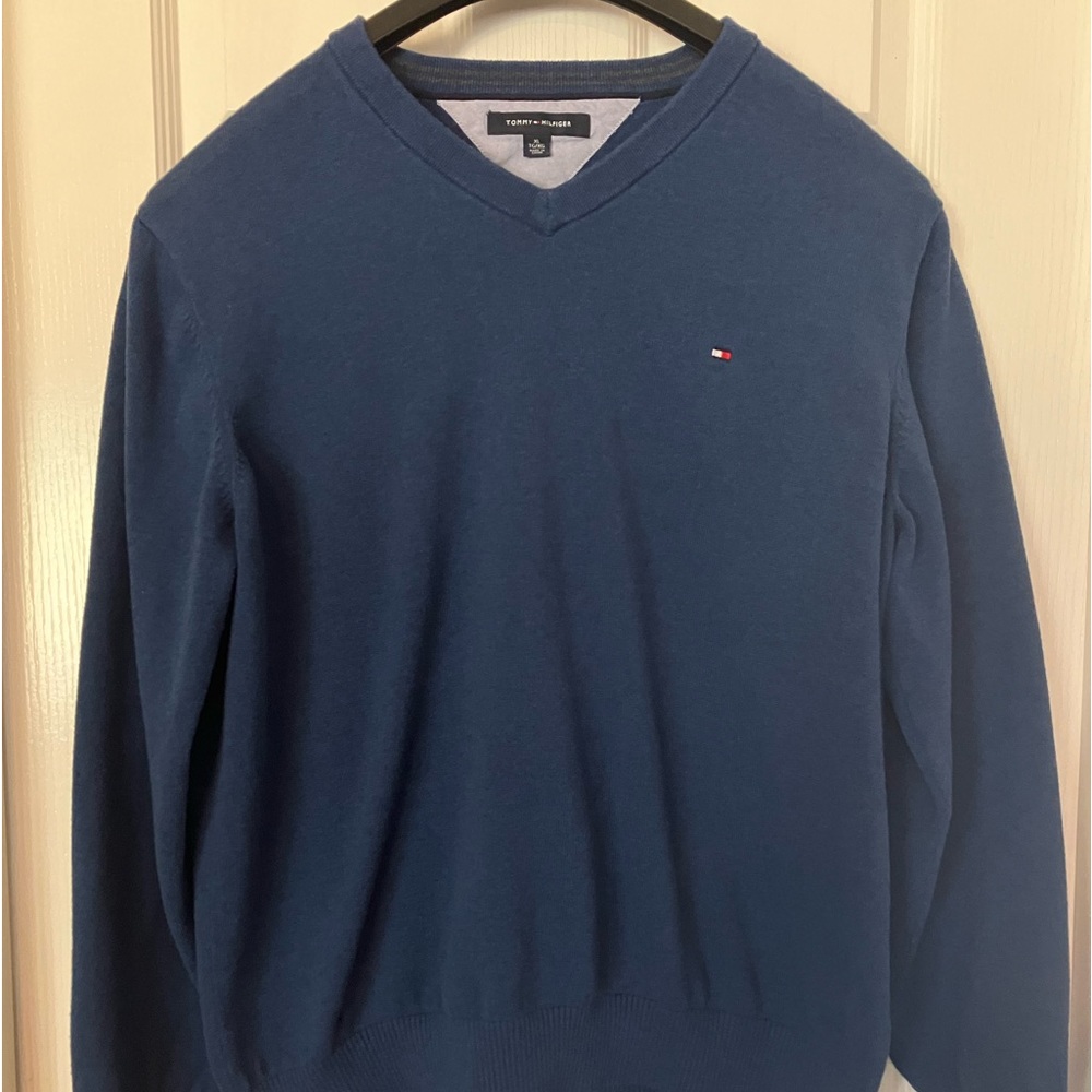 Women’s Tommy Hilfiger sweater, long sleeve, size XL